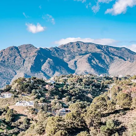 Lae11.2d - Large Terrace With Stunning Views Estepona