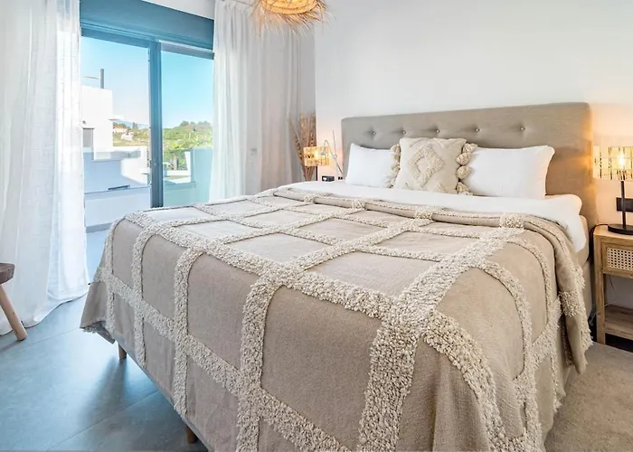 Lae11.2d - Large Terrace With Stunning Views Apartment *