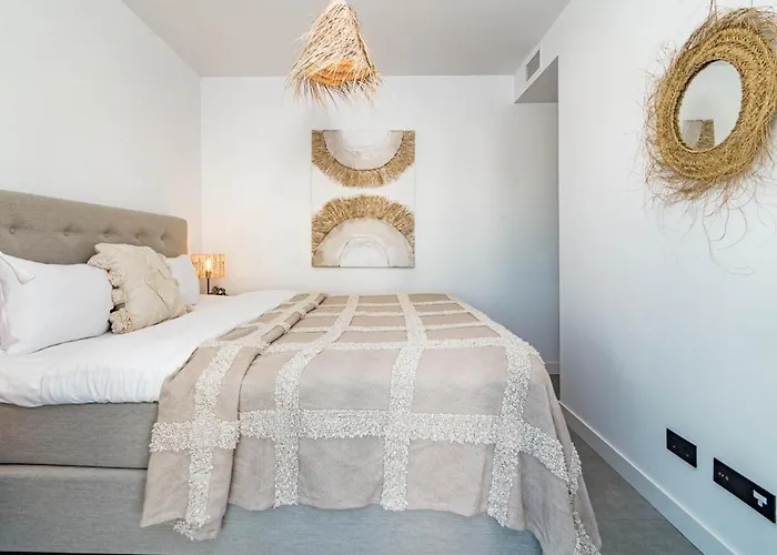 Lae11.2d - Large Terrace With Stunning Views *