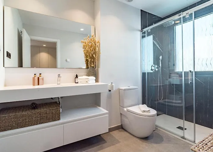 Lae11.2d - Large Terrace With Stunning Views アパート エステポナ